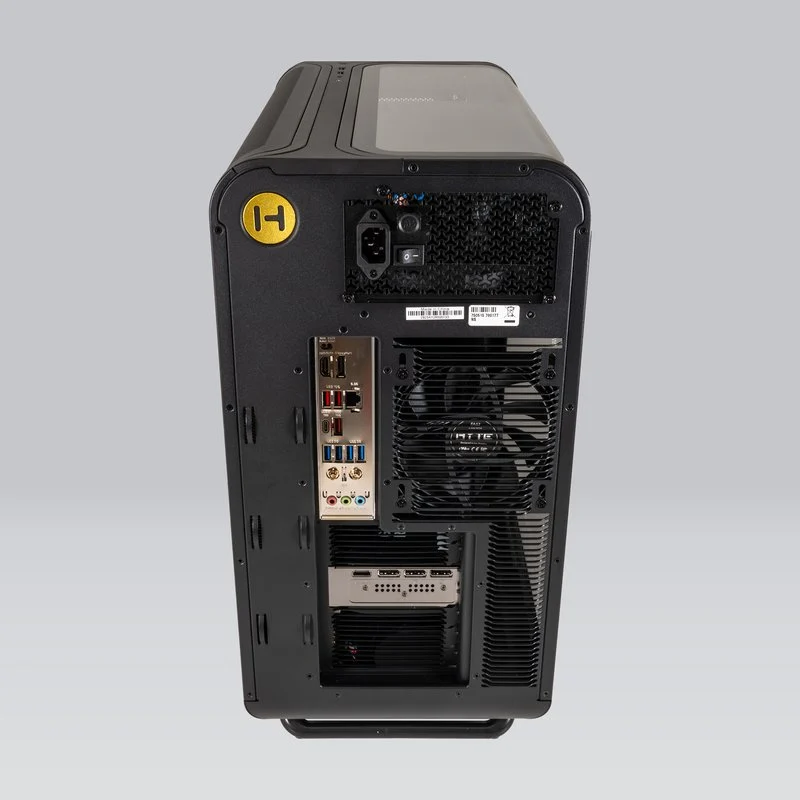Infinity U7 Gaming PC — view 7
