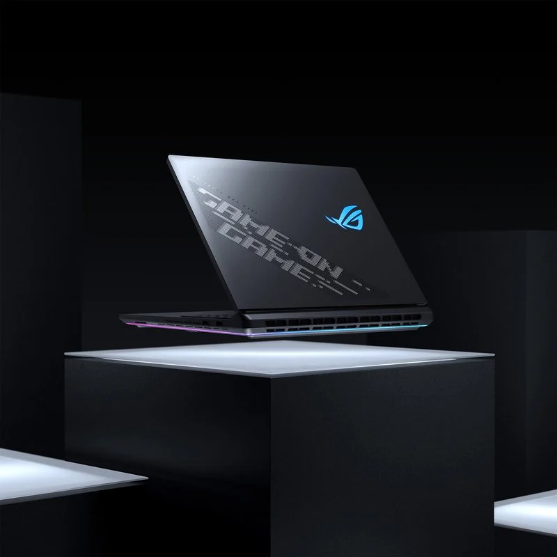 ASUS ROG Strix SCAR 18 — view 8