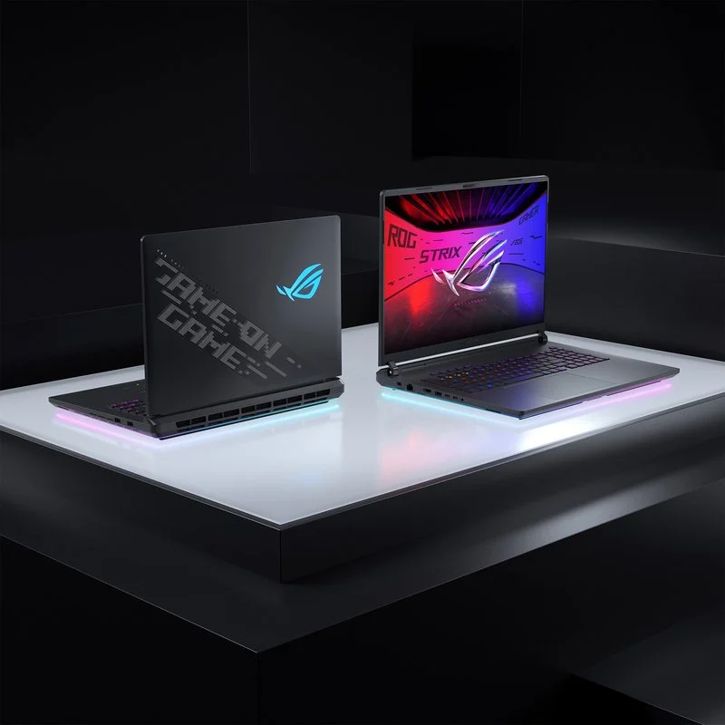 ASUS ROG Strix SCAR 18 — view 7