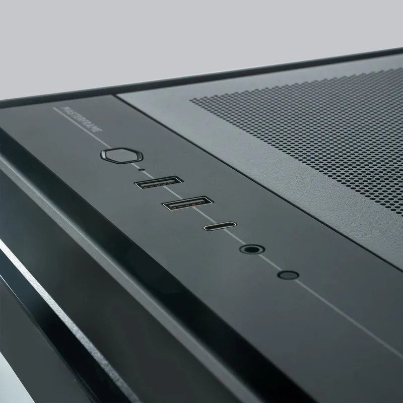 VIVID R97 RTX Next Day PC — view 2
